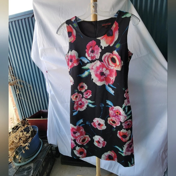 Superstition Black Dress Pink Red White Flowers Sleeveless Zipper Back  UK 10 - Picture 3 of 9